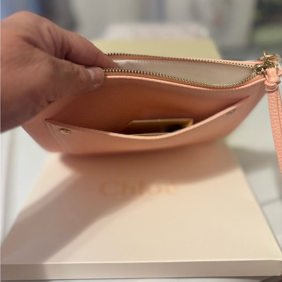 Chloe - Picture 11 of 15